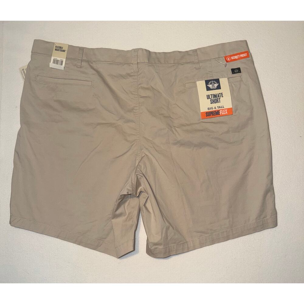 Docker men’s new Khaki with flexible waistband shorts - Picture 13 of 14